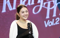 Khánh Thy ra album không đặt tên