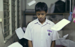 Mẹ bất lực trước con tuổi teen "không vào khuôn khổ"