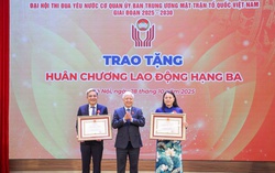 Thi đua là yêu cầu nội tại để khơi dậy sức mạnh toàn dân tộc