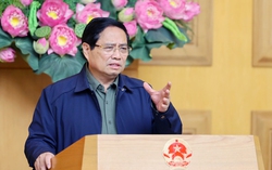 Thủ tướng: Không để người dân nào ở miền Trung đói, rét do mưa lũ