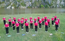 Vũ điệu truyền thông về phòng, chống tác hại thuốc lá của Hội LHPN xã Nga An, Thanh Hóa