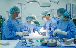 Y sĩ quân y được hồi sinh từ lá gan hiến tặng của anh ruột