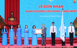 Hội Liên hiệp Phụ nữ Việt Nam đón nhận Huân chương Lao động hạng Nhất