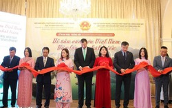 Triển lãm Di sản văn hóa Việt Nam tại Prague: Hơi thở Việt giữa lòng châu Âu