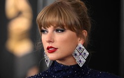 Taylor Swift phá kỷ lục streaming với album mới "Showgirl"
