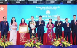 Hiệp hội doanh nghiệp tỉnh Hưng Yên đón Huân chương Lao động hạng Nhì