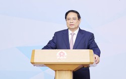 Thủ tướng chủ trì hội nghị về thành lập Trung tâm tài chính quốc tế