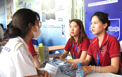 TPHCM: Hàng ngàn cơ hội việc làm cho sinh viên tại Ngày hội việc làm 2025