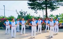 Vũ điệu truyền thông về phòng, chống tác hại thuốc lá của Hội LHPN xã Tam Hưng, Hà Nội