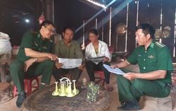 Bộ đội Biên phòng "bám bản" giúp người dân xoá bỏ tập tục lạc hậu