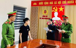 Cô gái trẻ bị khởi tố vì trộm cắp xe máy