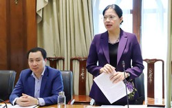 Bà Hà Thị Nga cho ý kiến vào nội dung chuẩn bị Đại hội đại biểu MTTQ Việt Nam tỉnh Điện Biên lần thứ XIV, nhiệm kỳ 2025-2030