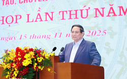 Thủ tướng: Lấy khoa học công nghệ và chuyển đổi số làm động lực chính của tăng trưởng