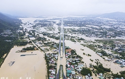 Tập trung ứng phó mưa lũ, đặt nhiệm vụ bảo đảm an toàn tính mạng cho Nhân dân lên trên hết, trước hết