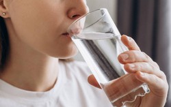 Bạn đã biết đến nguyên tắc uống nước giúp giảm mỡ bụng chưa?