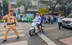 CSGT Hà Nội xử lý 332 học sinh, phụ huynh vi phạm giao thông chỉ trong một ngày