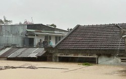 Mưa lũ gây nhiều thiệt hại về tài sản, làm 15 người chết, mất tích