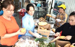 Các cấp Hội Phụ nữ Khánh Hòa hỗ trợ hơn 5.000 suất cơm cho bà con vùng lũ