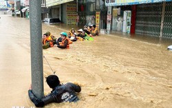 Huy động tối đa mọi nguồn lực khắc phục hậu quả thiên tai tại miền Trung