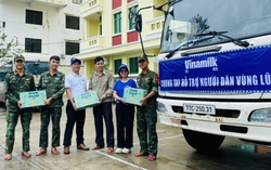 48 tấn sữa và nước uống của Vinamilk đến "rốn lũ" miền Trung và Tây Nguyên 