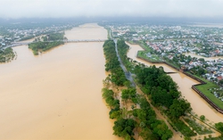 TP Huế kích hoạt toàn bộ lực lượng ứng phó mưa lũ, bảo đảm an toàn tuyệt đối cho người dân