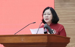 Infographic: Tiểu sử tân Bí thư Đảng ủy Mặt trận Tổ quốc, các đoàn thể Trung ương Bùi Thị Minh Hoài 