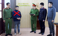 Gã bốc vác "đóng vai người cung cấp tin nóng" lừa gần 200 triệu 