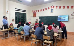 Xóa mù chữ để lan tỏa hành trình chuyển đổi số đến từng người dân