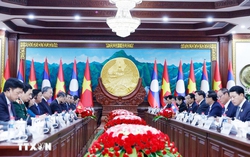 Việt Nam luôn dành ưu tiên cao nhất cho mối quan hệ đoàn kết đặc biệt với Lào