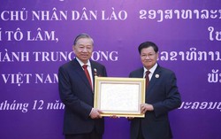 Trao Huân chương Vàng Quốc gia của nước CHDCND Lào tặng Tổng Bí thư Tô Lâm