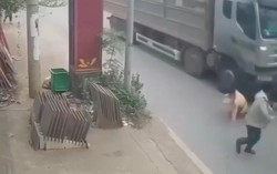 Đối tượng đẩy Đại úy CSGT vào đầu xe tải bị khởi tố về hành vi giết người