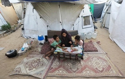 UNFPA kêu gọi viện trợ 1 tỷ USD để bảo vệ và chăm sóc sức khỏe phụ nữ, trẻ em