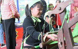 “Giữ hồn” nghề thêu, dệt thổ cẩm, tạo sinh kế bền vững cho phụ nữ Nùng
