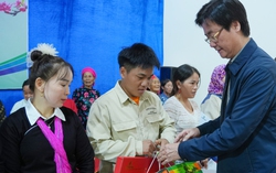 Nghĩa tình Petrovietnam về với bà con trước thềm năm mới