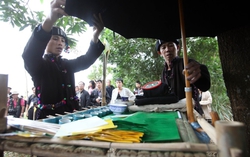 "Vũ trụ 3 tầng" trong đời sống tâm linh của người Lự ở Lai Châu