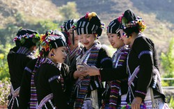 Đề án hỗ trợ dân tộc rất ít người là động lực để văn hóa dân tộc Lự khởi sắc