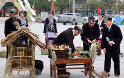 Phụ nữ Lự ở Lai Châu gìn giữ ẩm thực truyền thống