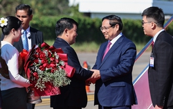 Thủ tướng Phạm Minh Chính tới Thủ đô Vientiane, bắt đầu chuyến công tác tại Lào