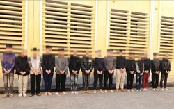 Khởi tố, tạm giam 15 thanh niên mang hung khí hẹn nhau hỗn chiến