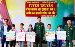 Xúc động hình ảnh chú bộ đội trong trái tim trẻ thơ miền biên viễn