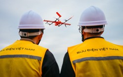 Lần đầu tiên thí điểm ứng dụng UAV trong vận chuyển y tế tại Hà Nội