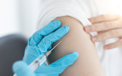 "Lá chắn" vắc-xin phòng ngừa bệnh do não mô cầu