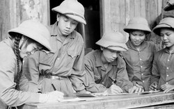 Tăng mức trợ cấp hằng tháng đối với thanh niên xung phong