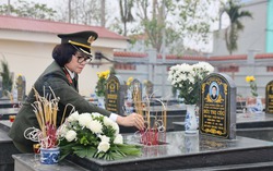 Phụ nữ Bộ Công an hưởng ứng "Tết trồng cây" và tri ân Anh hùng liệt sĩ tại Hưng Yên