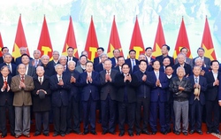 Gặp mặt thân mật "Mừng Đảng quang vinh, mừng Xuân Ất Tỵ 2025"