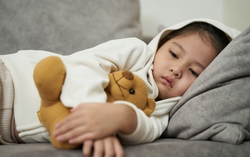 8 cách chăm sóc trẻ bị cúm A tại nhà để nhanh khỏi bệnh và giảm biến chứng