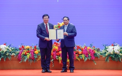 Thủ tướng Phạm Minh Chính nhận danh hiệu "Giáo sư danh dự" Đại học Thanh Hoa