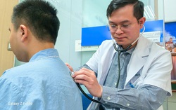Ca mổ "cân não" hồi sinh lá phổi xẹp hoàn toàn do di chứng của bệnh lao phổi