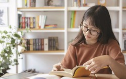 Mở sách để chữa lành
