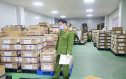 Bộ Công an công bố 12 loại sữa giả, tiếp tục làm rõ 72 sản phẩm còn lại